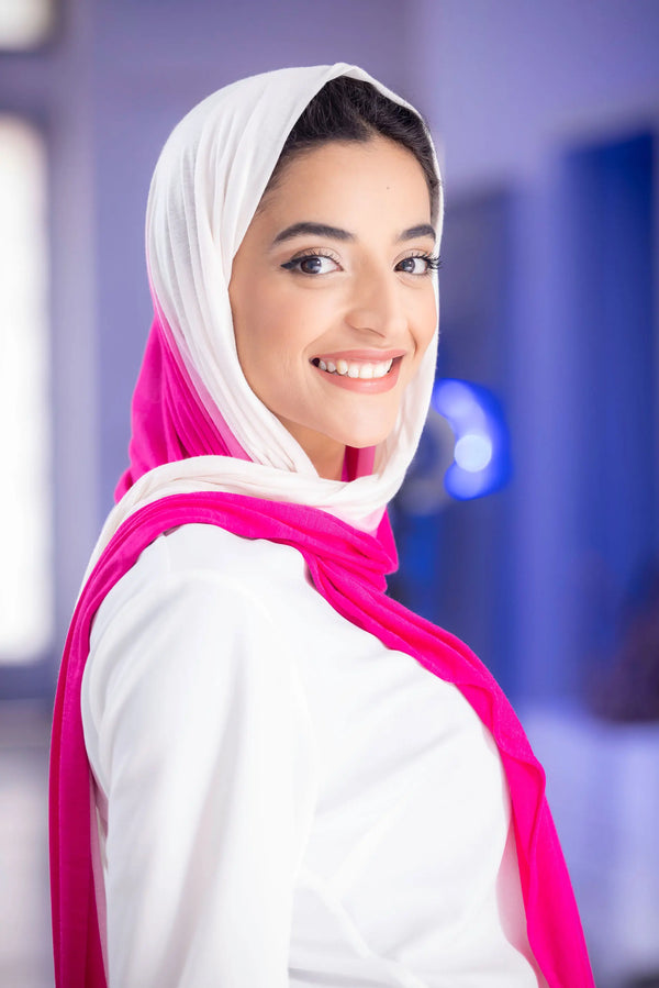 Gradient - White / Fuchsia