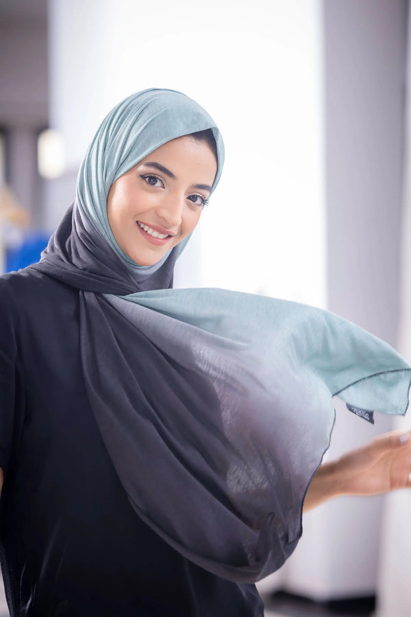 Gradient - Aqua / Black